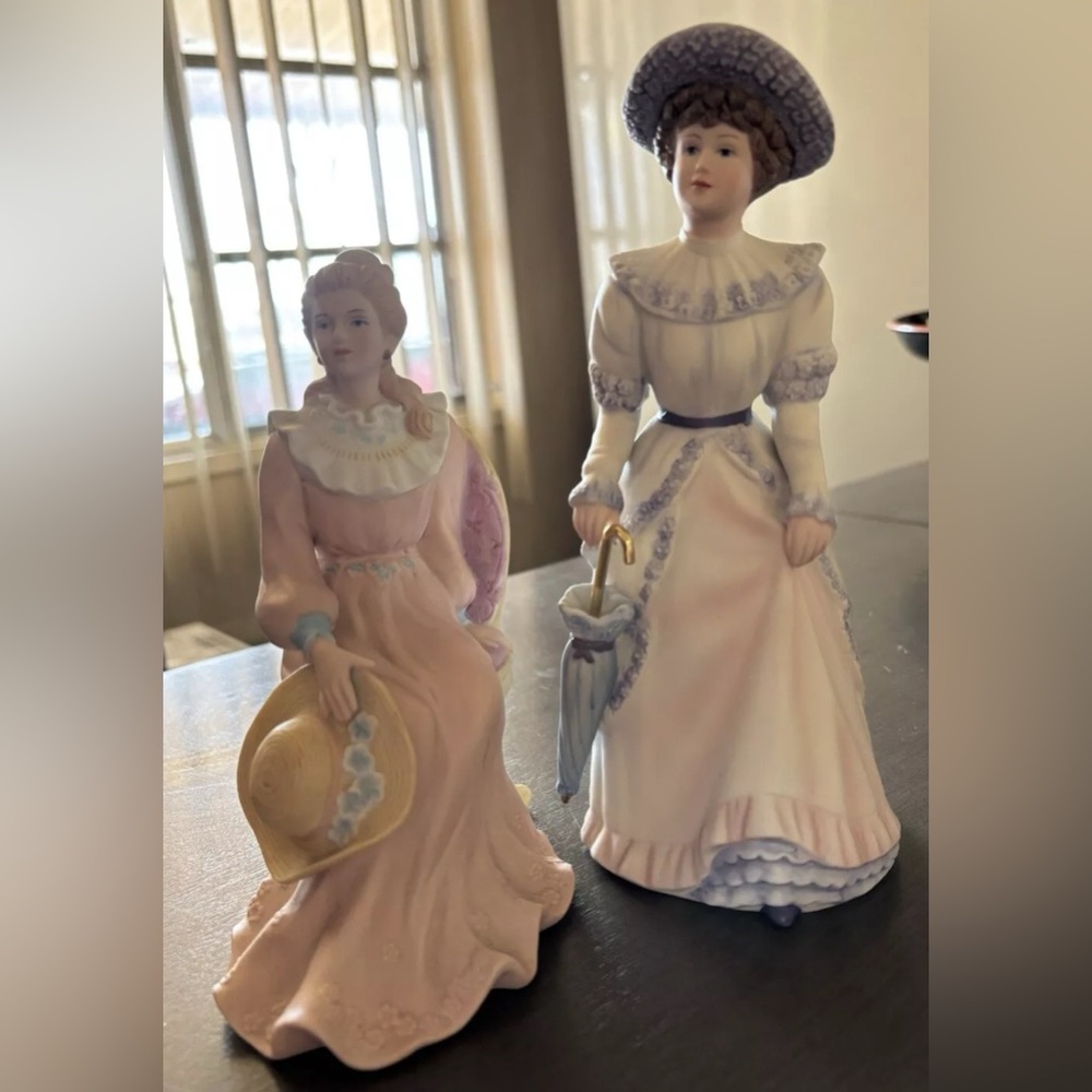 Lot Of 2 - Vintage 1491 "Penelope" & Victorian Woman Sitting In a Chair